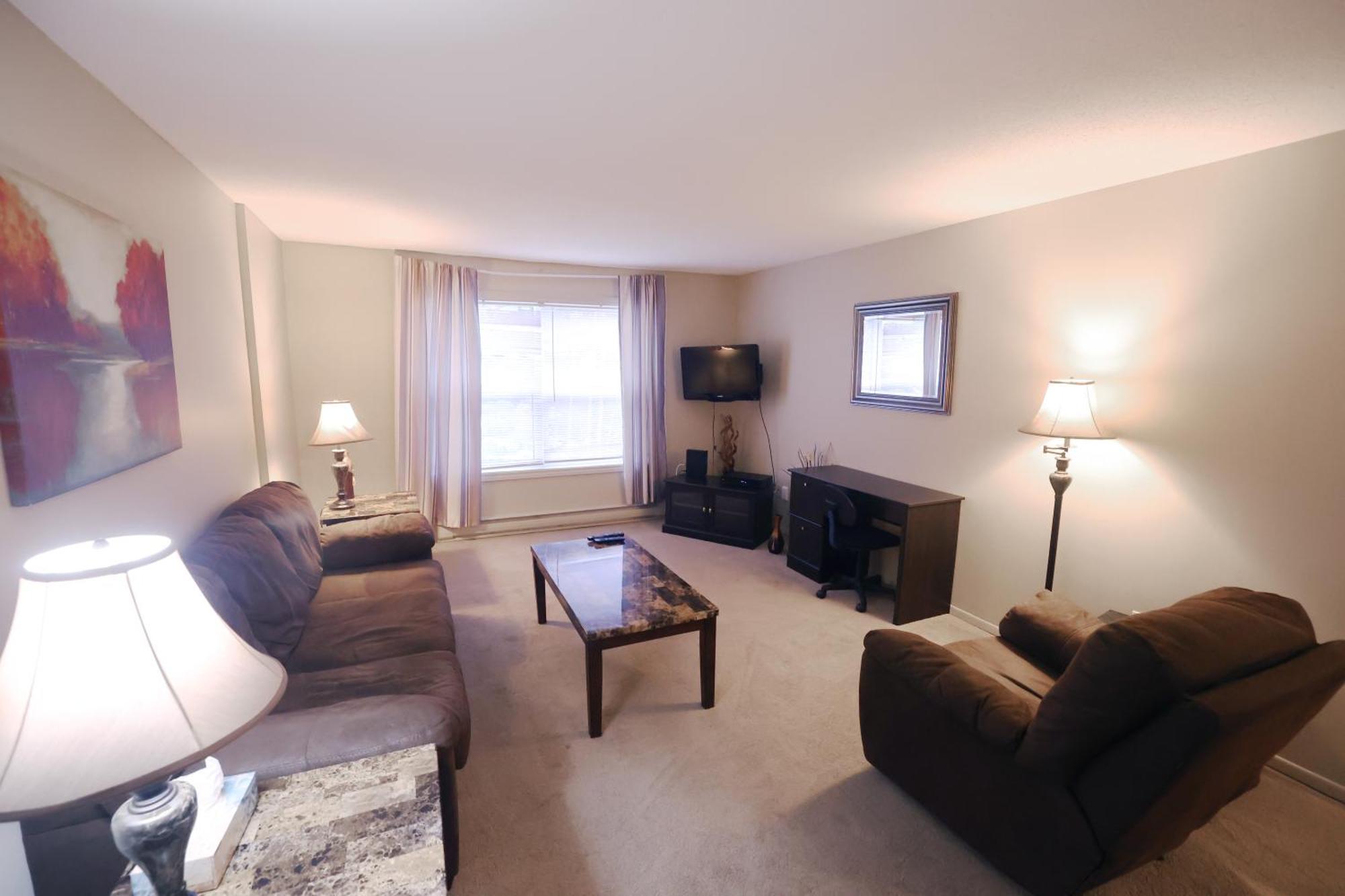 Apartmán Paris Plaza Elliot Lake Exteriér fotografie