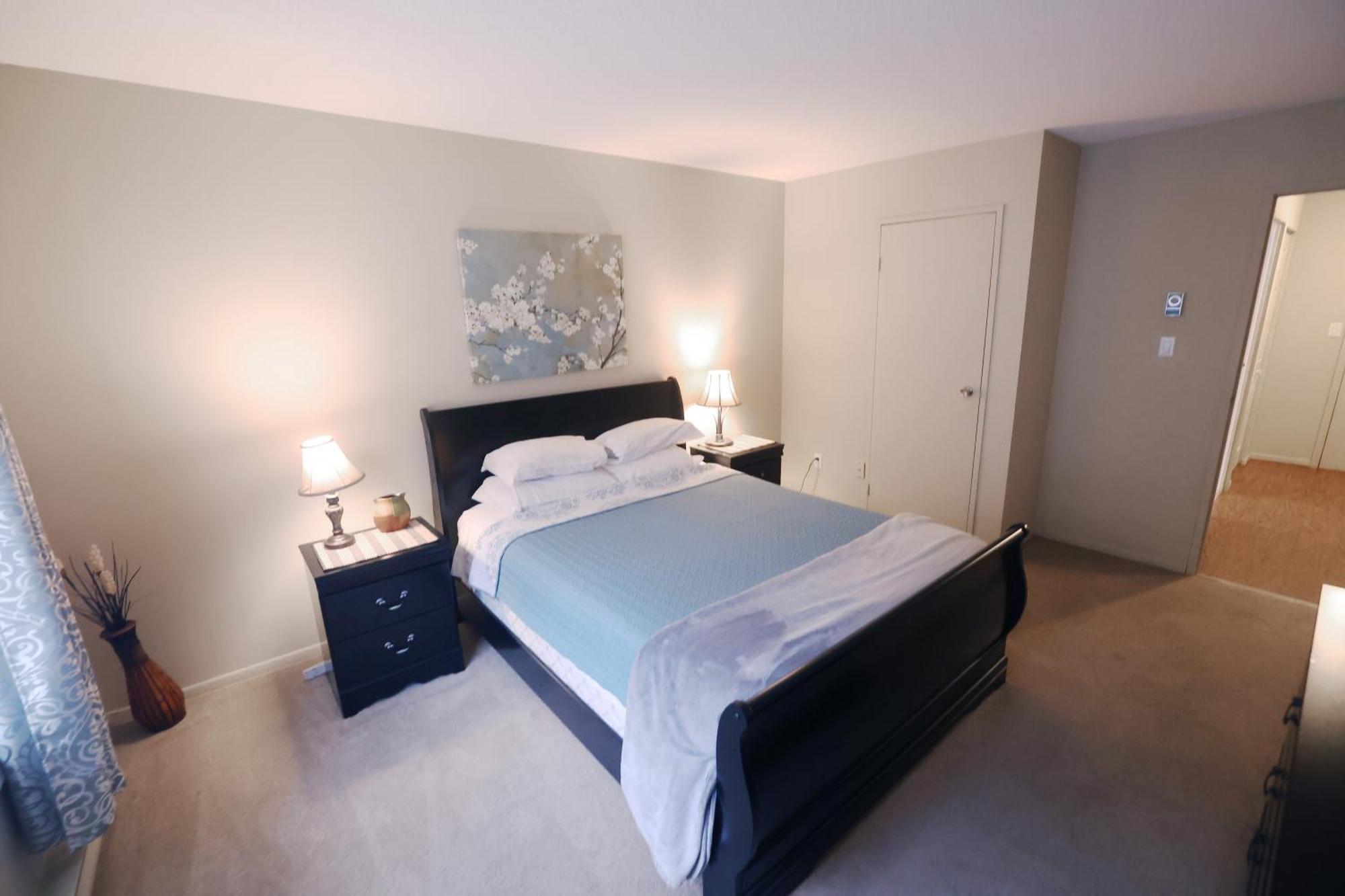 Apartmán Paris Plaza Elliot Lake Exteriér fotografie