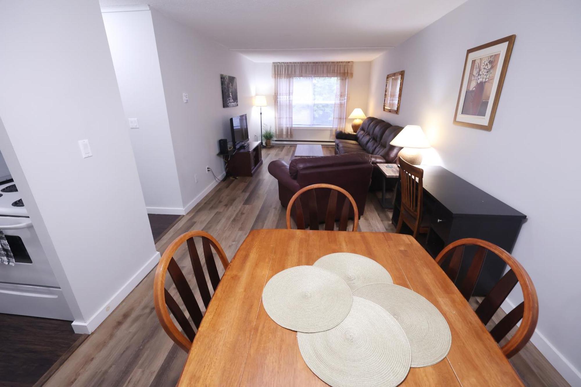 Apartmán Paris Plaza Elliot Lake Exteriér fotografie